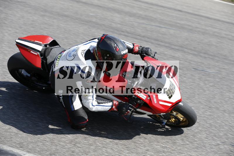 /45 10.08.2025 Plüss Moto Sport ADR/Freies Fahren/988